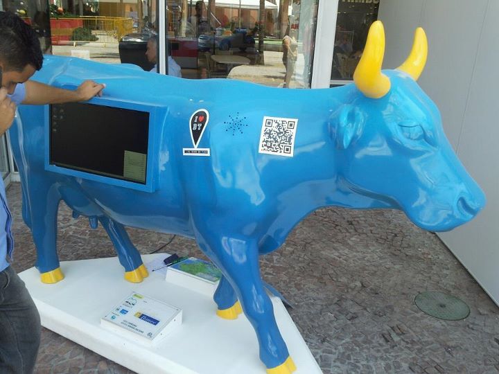 CowRCode: interação com o código QR - foto: Jonas Almeida